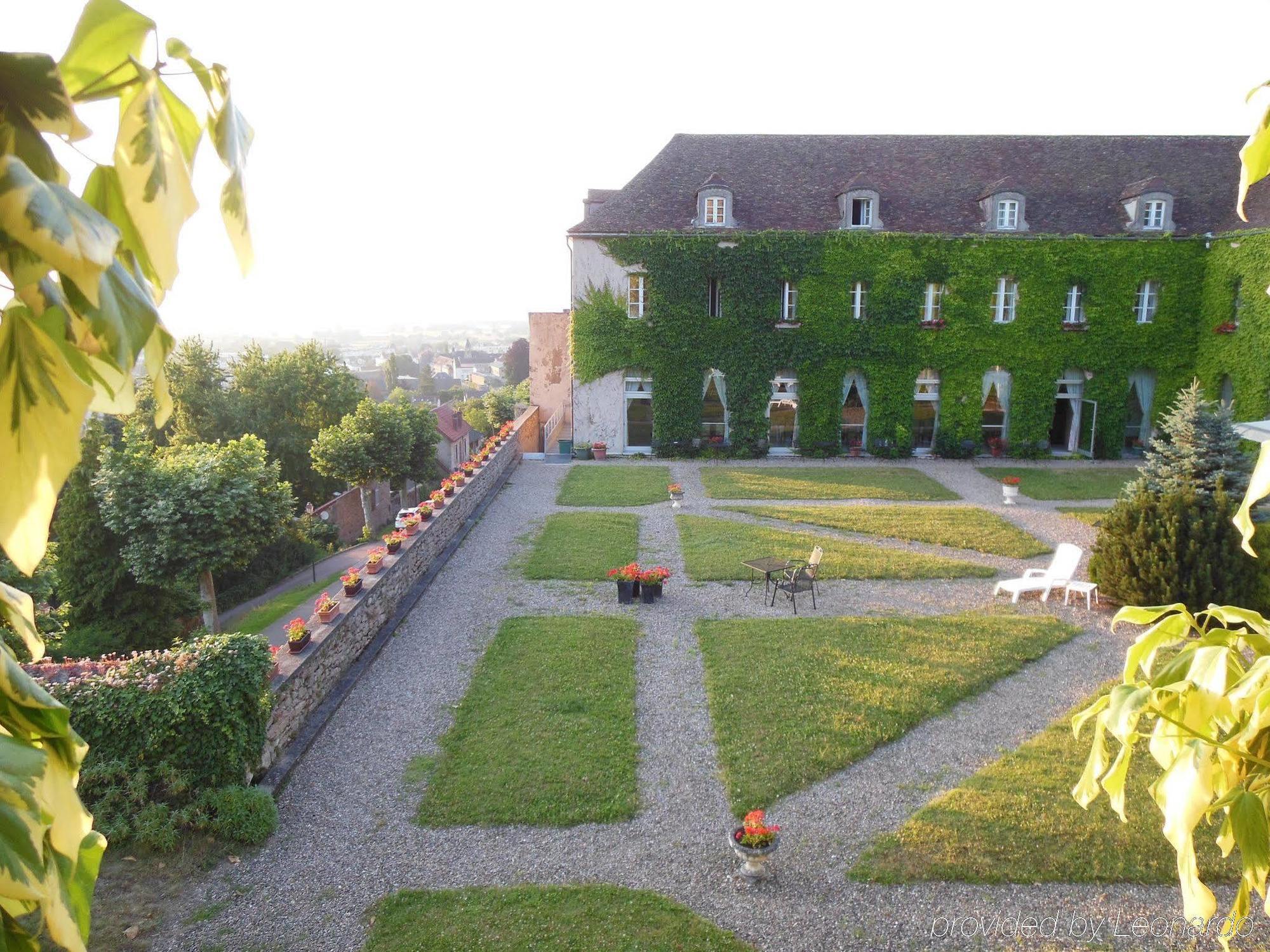 Hotel Les Ursulines Autun Buitenkant foto