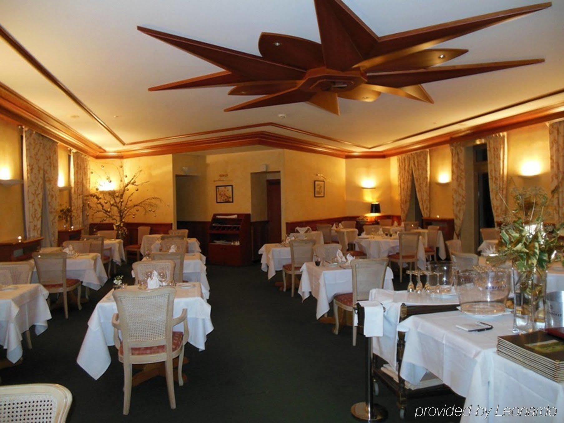 Hotel Les Ursulines Autun Buitenkant foto